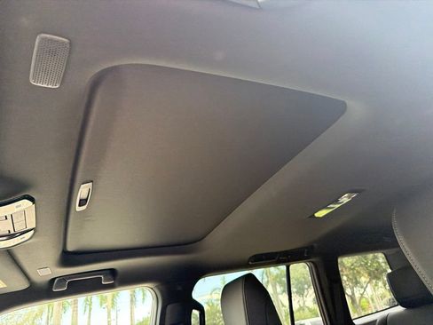 Used 2025 Lexus GX 550 w/ Accessory Package (Z1) AWD/4WD image 6