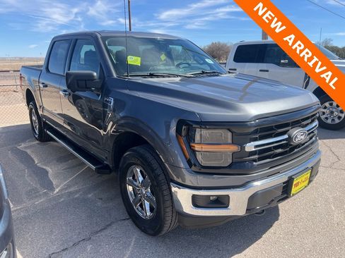 Used 2024 Ford F150 XLT image 3