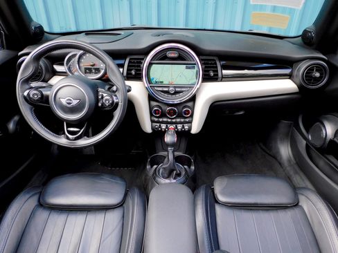 Used 2017 MINI Cooper S FWD image 17