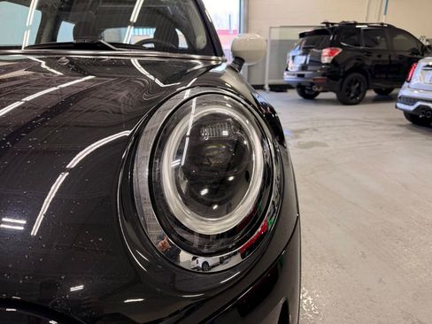 Certified 2024 MINI Cooper SE image 9