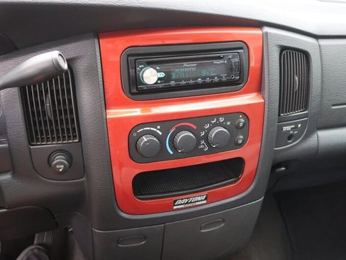 Used 2005 Dodge Ram 1500 Truck SLT w/ Daytona Edition Group image 20