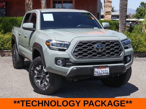 Used 2023 Toyota Tacoma TRD Off-Road w/ Technology Package RWD image 2