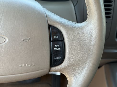 Used 1998 Ford Expedition 2WD image 31