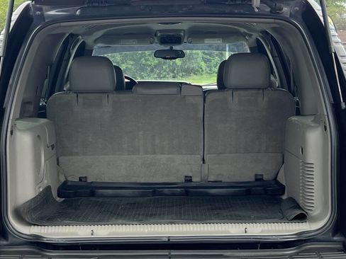 Used 2004 Chevrolet Tahoe LT w/ LT Preferred Equipment Group image 26