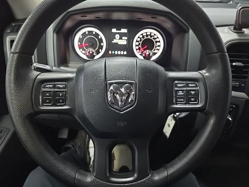 Used 2016 RAM 1500 Tradesman w/ Chrome Appearance Group AWD/4WD image 18