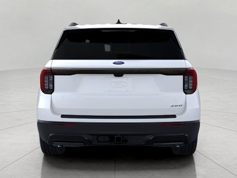 New 2026 Ford Explorer ST-Line image 5