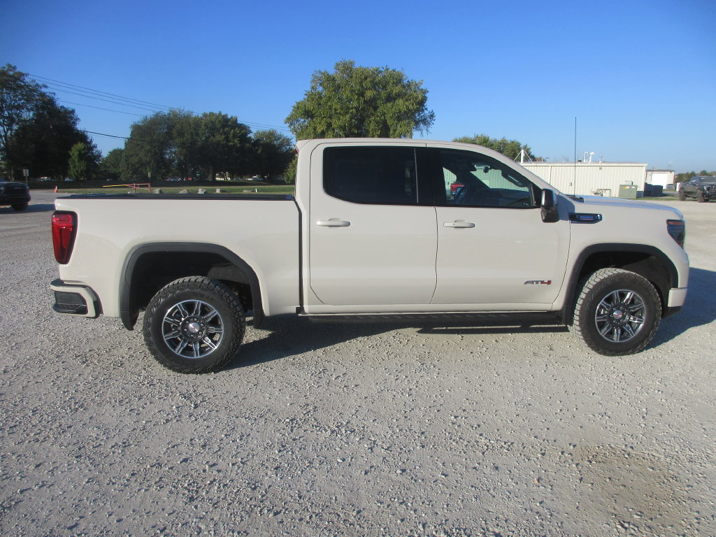 New 2026 GMC Sierra 1500 AT4 w/ AT4 Premium Package AWD/4WD image 3