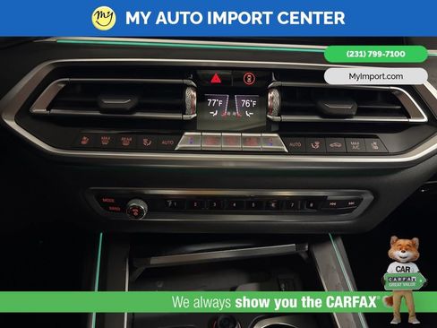 Used 2020 BMW X7 M50i image 23