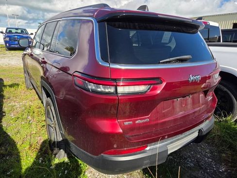 Used 2021 Jeep Grand Cherokee L Limited AWD/4WD image 4