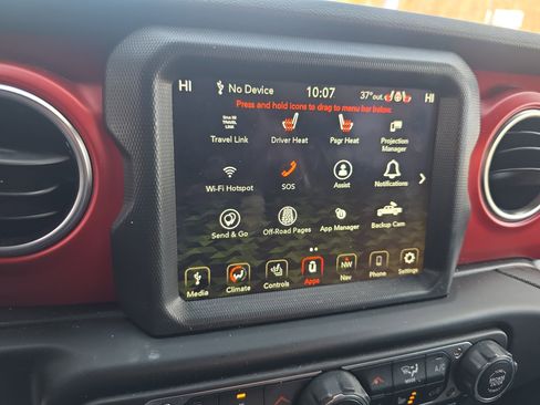 Used 2023 Jeep Gladiator Rubicon w/ Cold Weather Group image 21