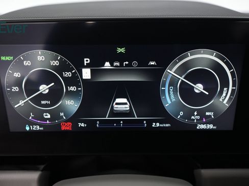 Used 2023 Kia Niro Wave FWD image 7