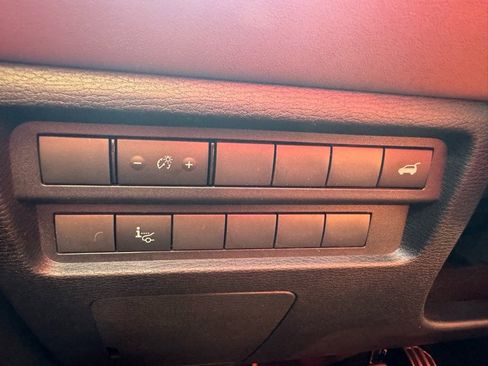 New 2025 Mitsubishi Outlander SEL image 26