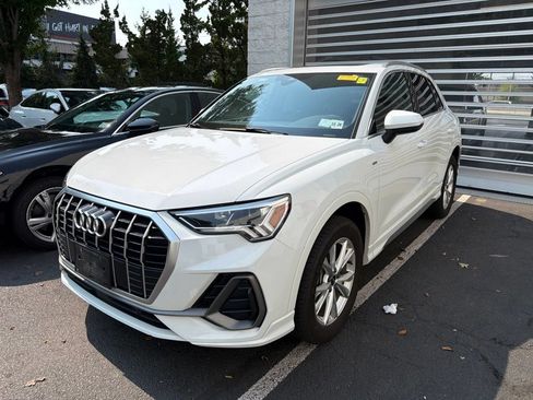 Used 2024 Audi Q3 2.0T Premium AWD/4WD image 1