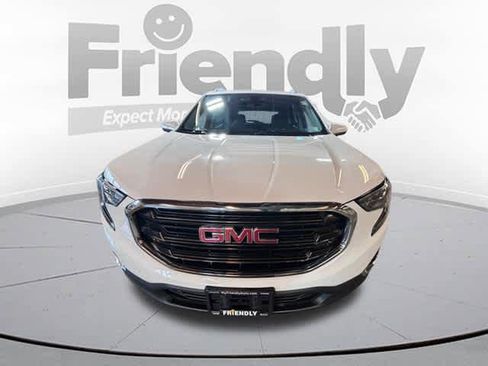 Used 2018 GMC Terrain SLE w/ Driver Convenience Package image 2