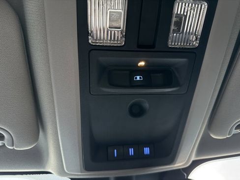 Used 2014 RAM 1500 Sport image 33