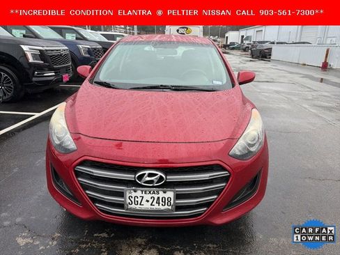 Used 2016 Hyundai Elantra GT image 2