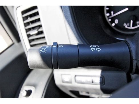 Certified 2024 Nissan Frontier SV w/ SV Convenience Package image 15