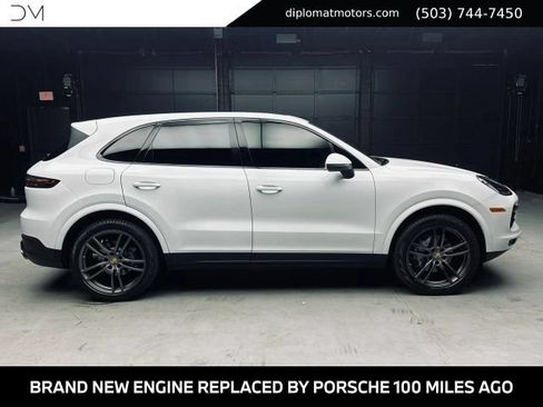 Used 2020 Porsche Cayenne AWD/4WD image 8