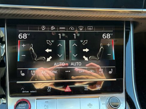 Used 2021 Audi RS Q8 image 30