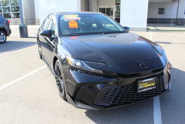 Certified 2025 Toyota Camry SE FWD image 2