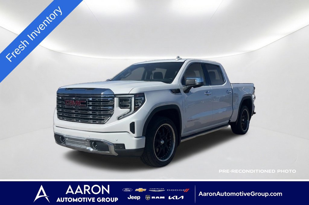 Used 2024 GMC Sierra 1500 Denali w/ Technology Package AWD/4WD image 1