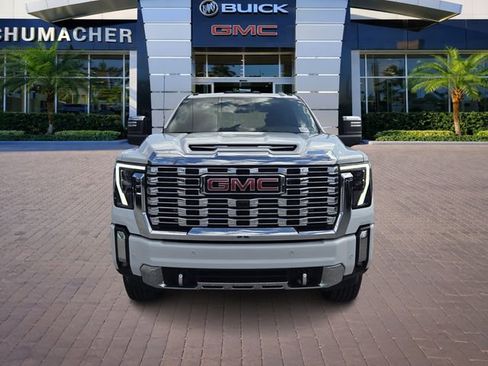 New 2026 GMC Sierra 2500 Denali image 2