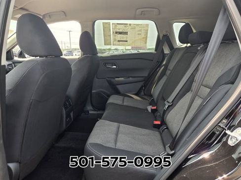 Used 2026 Nissan Rogue SV FWD image 13