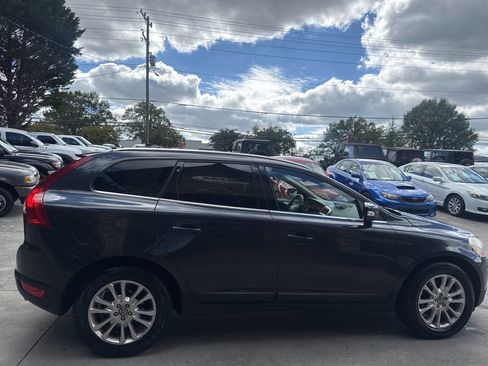 Used 2010 Volvo XC60 T6 image 6