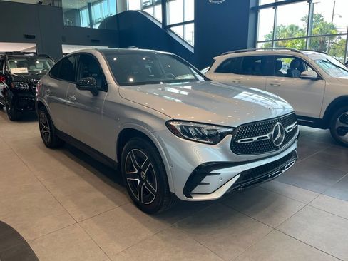 Certified 2024 Mercedes-Benz GLC 300 4MATIC w/ AMG Line image 4