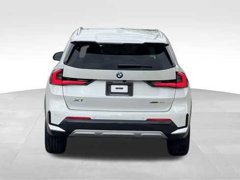 Certified 2026 BMW X1 xDrive28i w/ Convenience Package AWD/4WD image 8