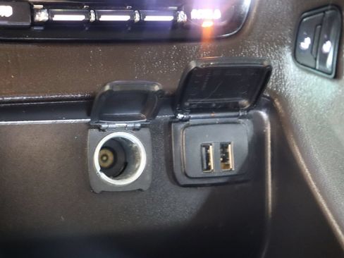 Used 2015 Chevrolet Tahoe LT RWD image 57