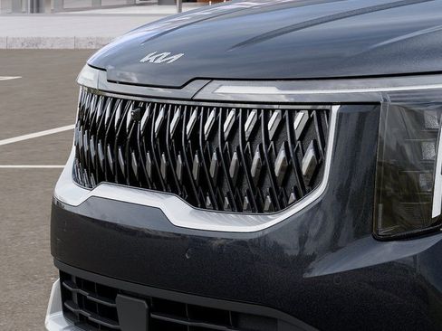 New 2026 Kia Carnival LXS FWD image 12