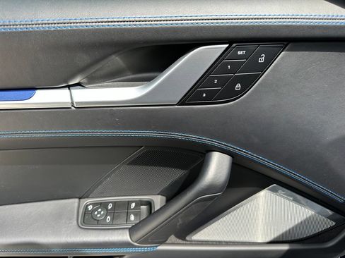 Certified 2025 Porsche 911 Turbo AWD/4WD image 17
