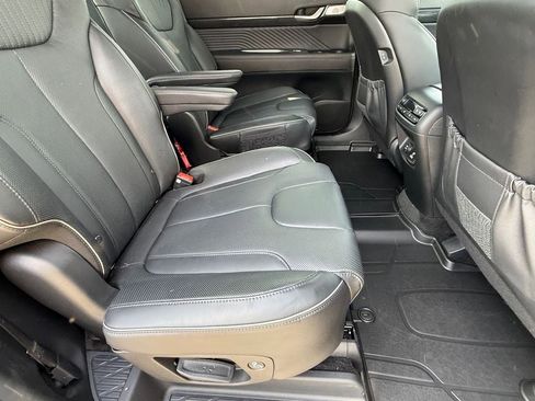 Used 2024 Hyundai Palisade Calligraphy FWD image 11