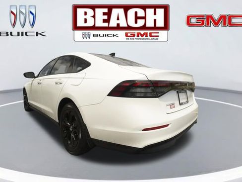 Used 2025 Honda Accord SE image 5