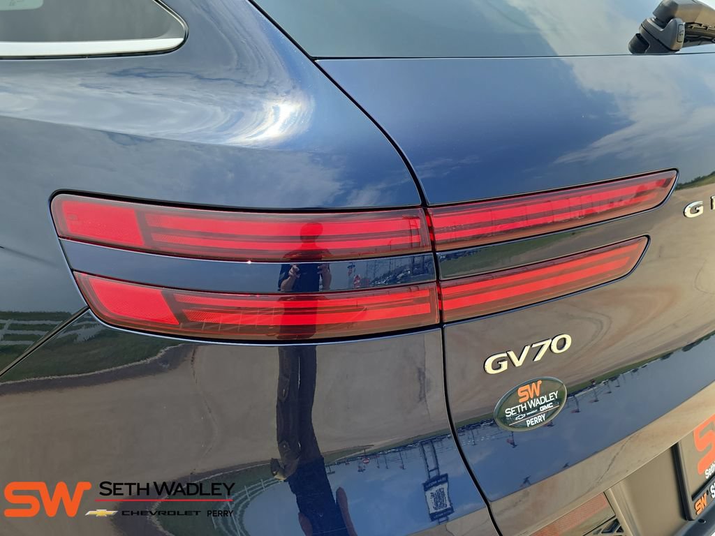 Used 2025 Genesis GV70 2.5T AWD/4WD image 33