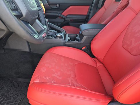 Certified 2025 Toyota Tacoma TRD Pro image 9