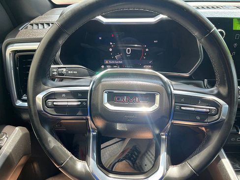 Used 2023 GMC Canyon Elevation w/ Convenience Package image 11