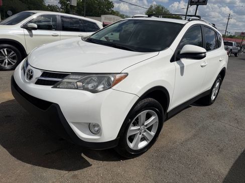Used 2013 Toyota RAV4 XLE FWD image 1