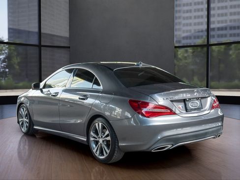 Used 2018 Mercedes-Benz CLA 250 4MATIC image 4