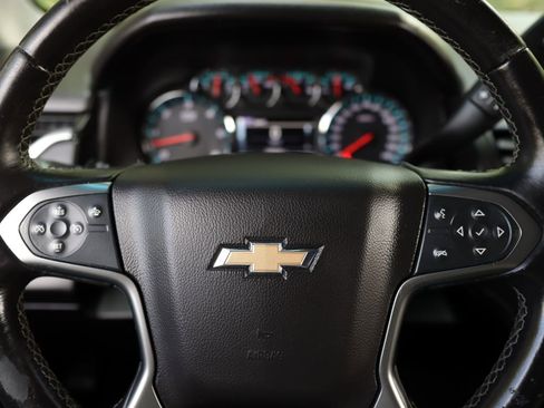 Used 2015 Chevrolet Suburban LT AWD/4WD image 12