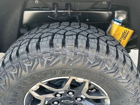 New 2026 Chevrolet Colorado ZR2 AWD/4WD image 10