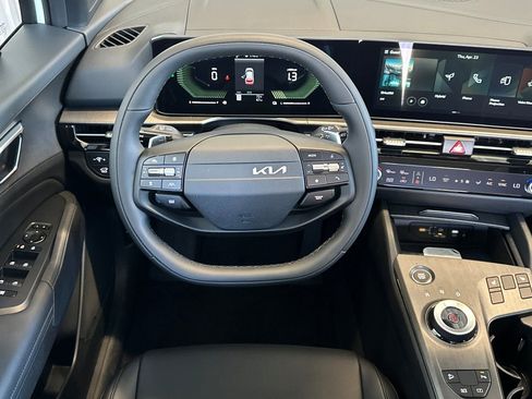 New 2026 Kia Sportage X-Line AWD/4WD image 14