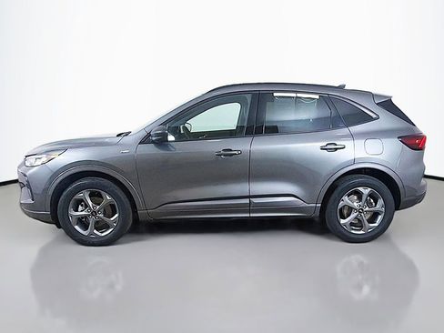 Used 2023 Ford Escape ST-Line w/ Tech Pack #1 AWD/4WD image 13