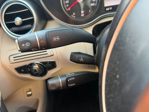 Used 2015 Mercedes-Benz C 300 4MATIC Sedan image 23