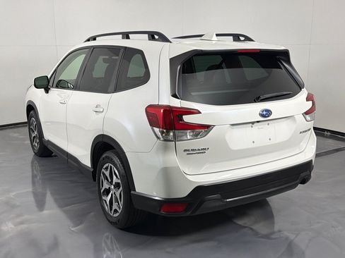 Used 2022 Subaru Forester Premium AWD/4WD image 7