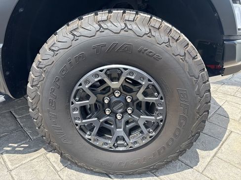Used 2025 Ford F150 Raptor w/ Equipment Group 803A Raptor R AWD/4WD image 3