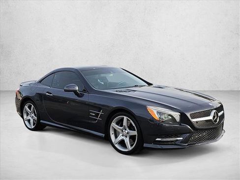 Used 2015 Mercedes-Benz SL 400 image 3