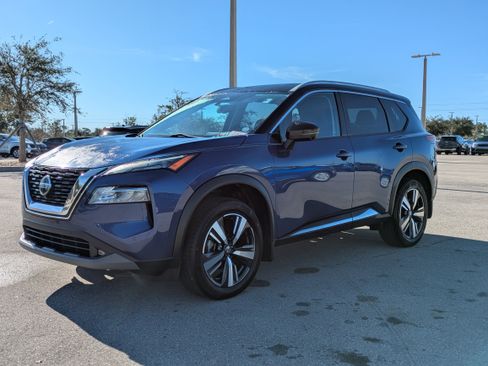 Used 2021 Nissan Rogue SL w/ Premium Package image 9