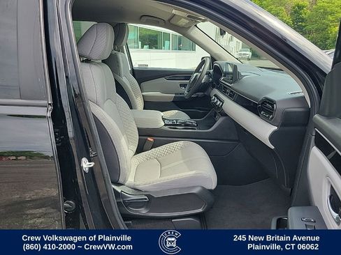 Used 2023 Honda Pilot LX image 16